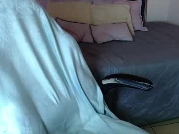 See Dahyan_ online Now @ roxpoxy.com