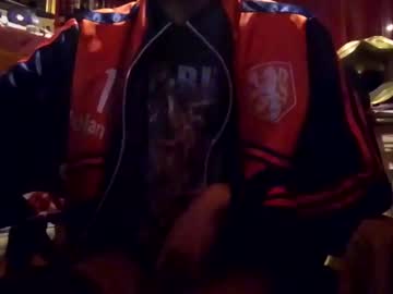 See David_argentina online Now @ roxpoxy.com