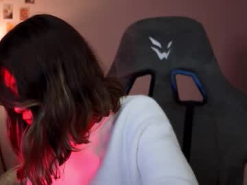 See Dinnerwithflowers online Now @ roxpoxy.com