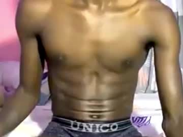 See Dino1107 online Now @ roxpoxy.com