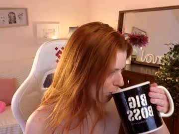 See Doll_lesli online Now @ roxpoxy.com