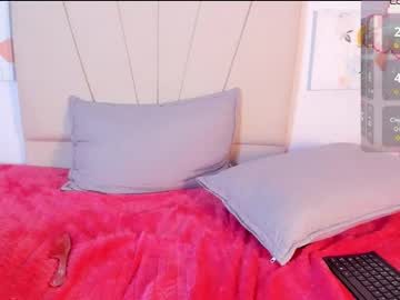 See Dolly_cutee online Now @ roxpoxy.com