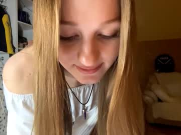 See Doreathagustave online Now @ roxpoxy.com