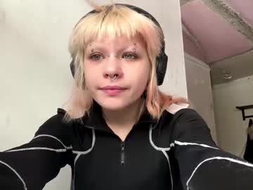 See Dorthacavan online Now @ roxpoxy.com