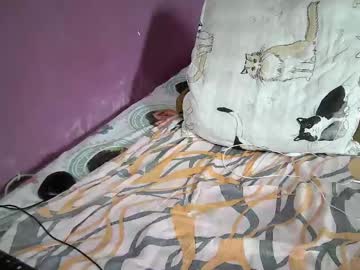 See Drip_swt online Now @ roxpoxy.com