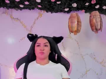 See Dulcee_cherry_ online Now @ roxpoxy.com