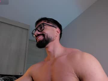 See Edrick_walton online Now @ roxpoxy.com