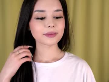 See Eleonorebraner online Now @ roxpoxy.com