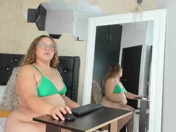 See Emma_eva1 online Now @ roxpoxy.com