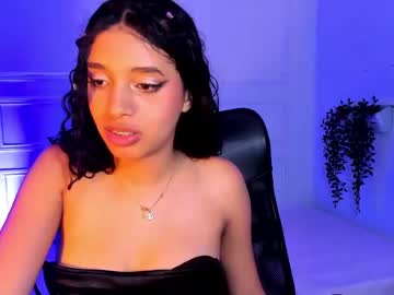 See Emmysmith1 online Now @ roxpoxy.com