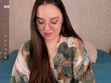 See Erinlanee online Now @ roxpoxy.com