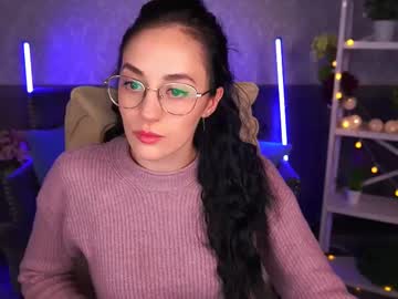 See Evilune online Now @ roxpoxy.com