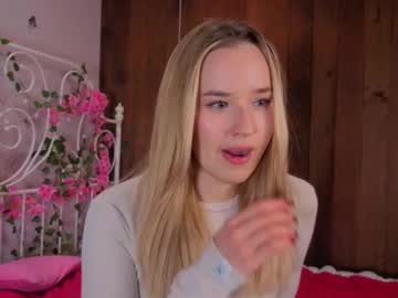 See Fletahargenrader online Now @ roxpoxy.com