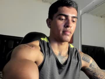 See Franco_ruiz_ online Now @ roxpoxy.com