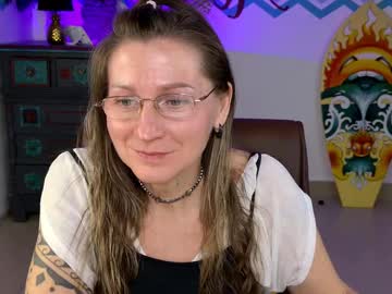 See Fridatander online Now @ roxpoxy.com