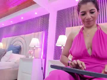 See Gabrielarousse_ online Now @ roxpoxy.com