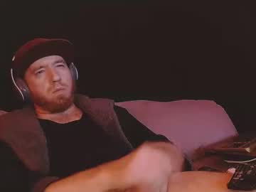 See Genitalwars online Now @ roxpoxy.com