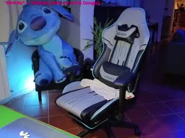 See Gil_gamesh2nd online Now @ roxpoxy.com