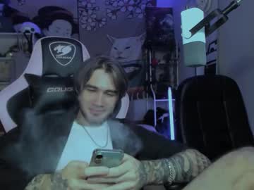 See Go_v_cs online Now @ roxpoxy.com