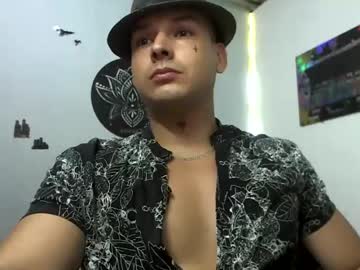 See Godkenai online Now @ roxpoxy.com