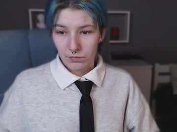 See Guitarandangell online Now @ roxpoxy.com