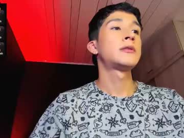 See Guy_veryhot1 online Now @ roxpoxy.com