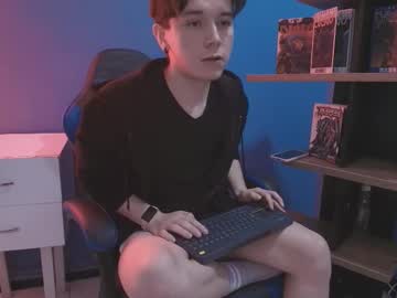 See Hollannd_ online Now @ roxpoxy.com