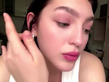 See Hollisguerrette online Now @ roxpoxy.com