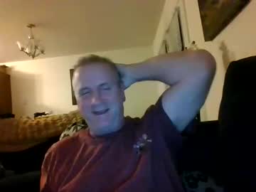 See Hornedup995893 online Now @ roxpoxy.com