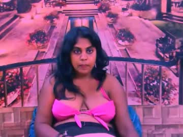 See Indiandiva27 online Now @ roxpoxy.com