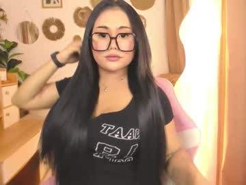 See Isabellizacums online Now @ roxpoxy.com