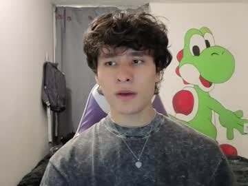 See J_u_p_i_t_e_r online Now @ roxpoxy.com