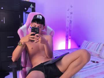 See Jacob_cullen_ online Now @ roxpoxy.com