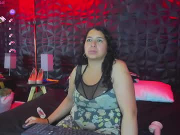 See Jade_rousxx online Now @ roxpoxy.com