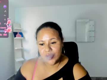 See Jan_milkhot online Now @ roxpoxy.com