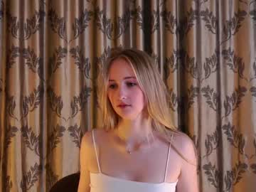 See Joeytaschler online Now @ roxpoxy.com