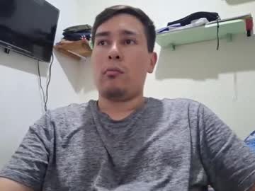 See Josq121 online Now @ roxpoxy.com