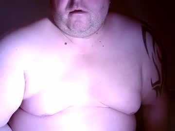 See Julianoparno online Now @ roxpoxy.com