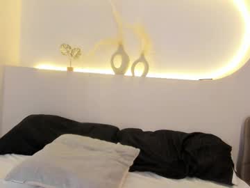 See Karina_gomez_18 online Now @ roxpoxy.com