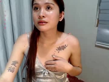 See Kellysensual online Now @ roxpoxy.com