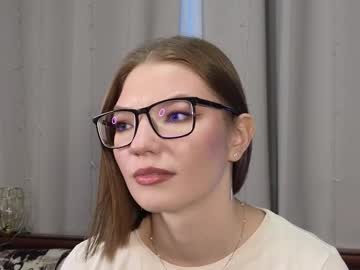 See Kenyattawestermark online Now @ roxpoxy.com