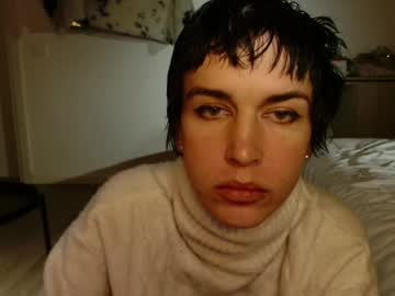 See Kimdiamondz online Now @ roxpoxy.com