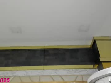 See Kirby_carrington online Now @ roxpoxy.com