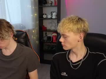 See Kirill_20_cm online Now @ roxpoxy.com