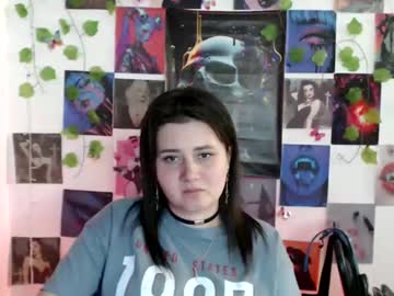 See Kissleoxx online Now @ roxpoxy.com