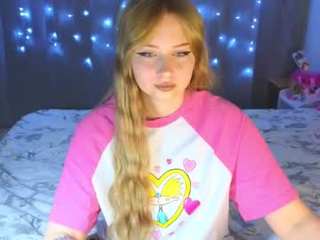 See Kitten_kiss online Now @ roxpoxy.com