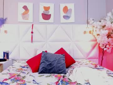 See Kitty__444 online Now @ roxpoxy.com