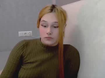 See Klin_miller online Now @ roxpoxy.com