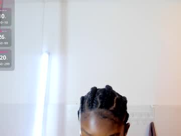 See Kloe__11 online Now @ roxpoxy.com