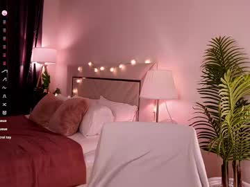 See Lana_hani online Now @ roxpoxy.com